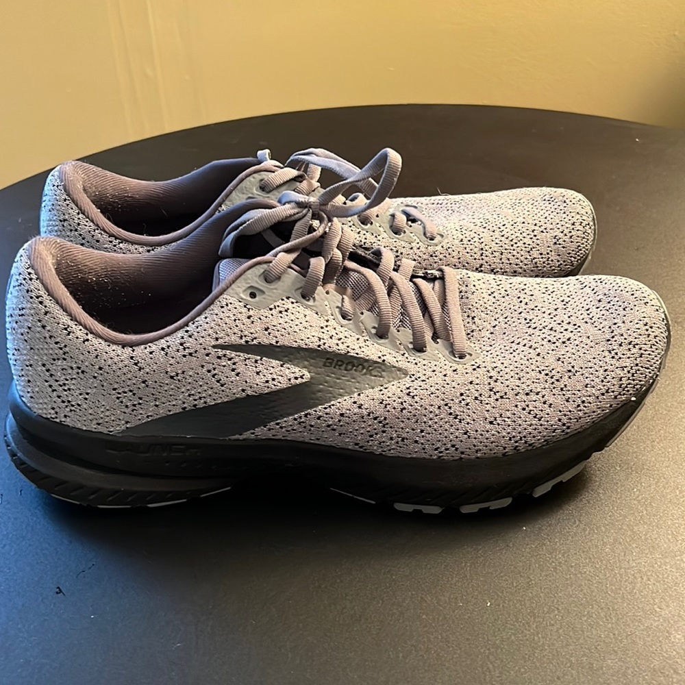 Selling my Brooks shoes I only wore them a few times